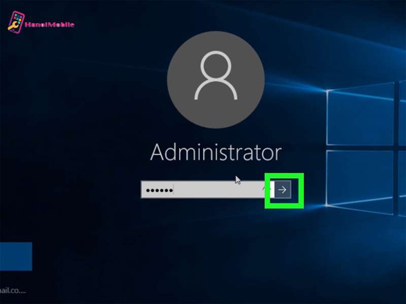 Đăng nhập vào Windows bằng một tài khoản Admin khác (Administrator).