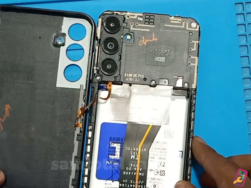 Thay pin Samsung Galaxy A15
