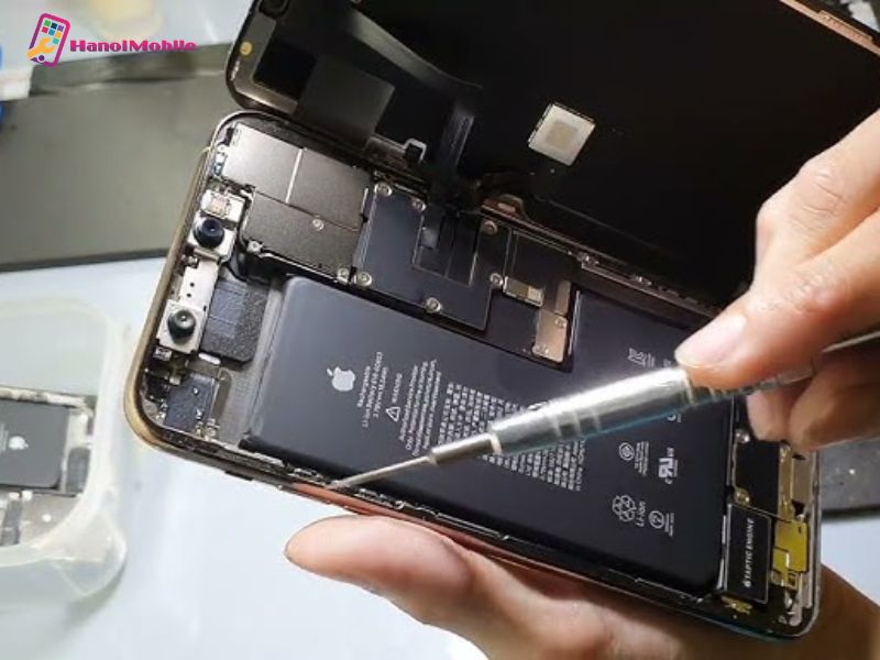  Có nên ép kính iPhone 15 giá rẻ?