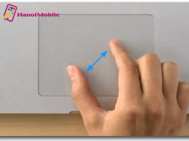 Cách thu nhỏ màn hình máy tính Macbook bằng Touchpad