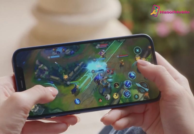 Kiểm tra pin iPhone 12 trong các game 3D